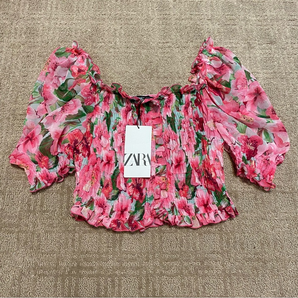 NWT {Zara} Stretchy Floral Print Smocked Crop Top ~ Size Medium
